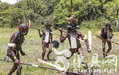 巴布亚新几内亚的当地原始部落。