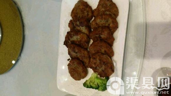 今天一个贴吧好友请我吃饭