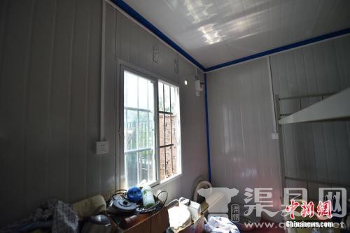 北京“柜族”居所被责令拆除 工人被临时安置住宿