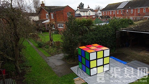 Largest-Rubiks-cube_tcm25-425557_tcm32-426151