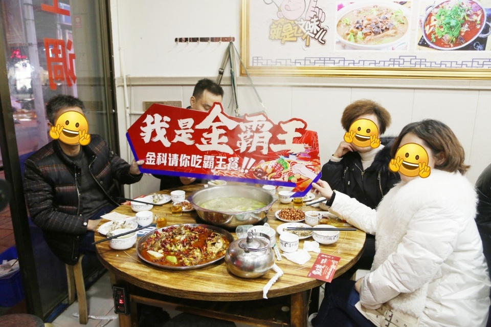 6007d7d9-ddcc-47ee-9ef2-2e25ac10006c.jpg