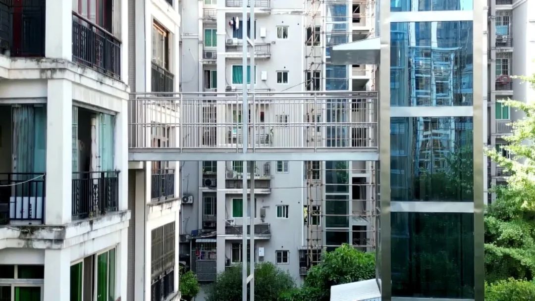 连续报道：家门口的“关键小事”（二）集中办公问题及时解决