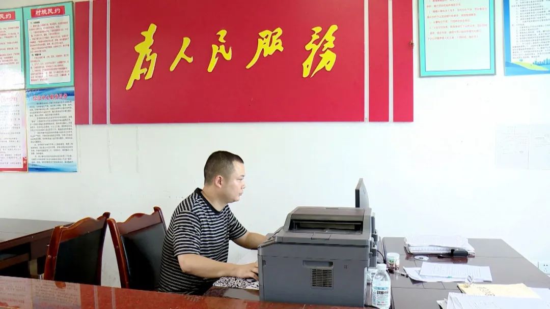 张涛：扎根基层担使命青春热血建新功