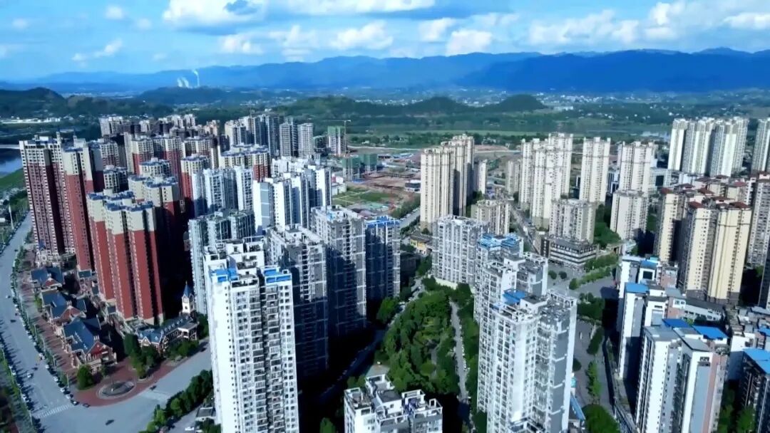 假期消费热情高 政策组合拳效果好