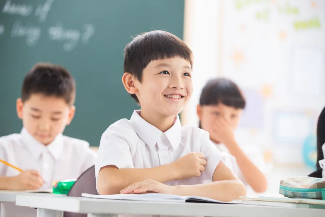 明确了！中小学校强制性新国标，明年起实施