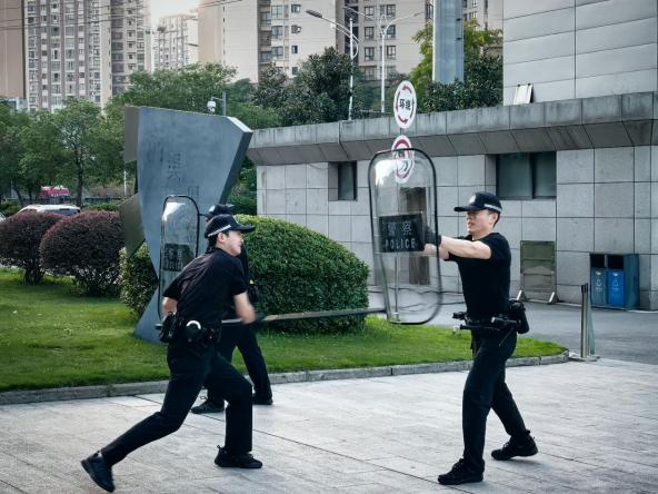 渠县人民法院开展司法警察应急处突专项训练