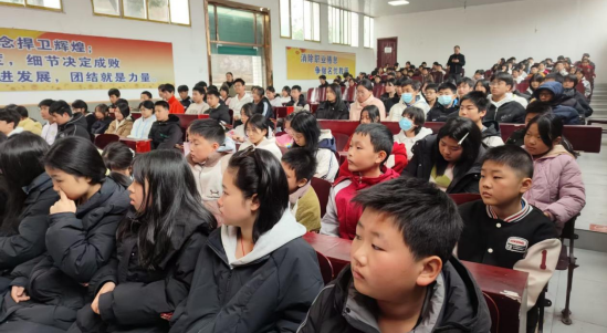 守护青春“无伤害”--- 渠县土溪镇初级中学开展校园安全与自我保护心理健康讲座