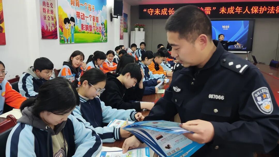 640?wx_fmt=jpeg&from=appmsg#imgIndex=12