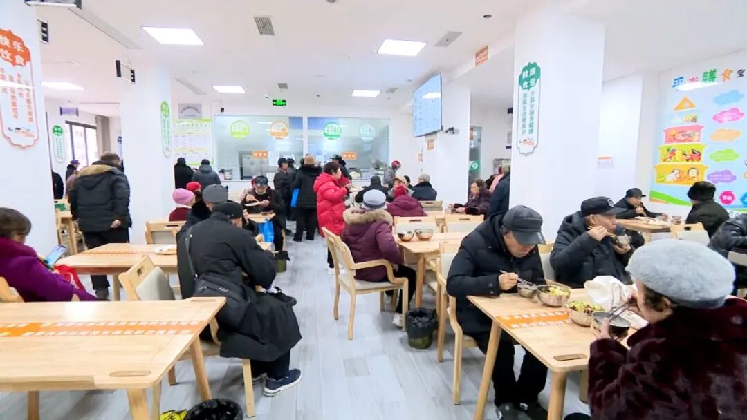 渠县飘香腊八粥 温情暖冬年味浓