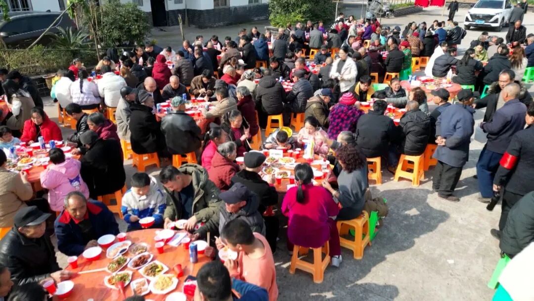 【福满宕渠中国年】鲜渡少愚社区：英雄故里团圆宴 红色年俗寄深情