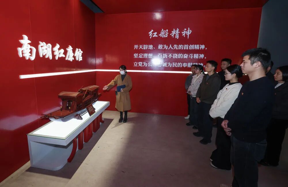 640?wx_fmt=jpeg&from=appmsg#imgIndex=13