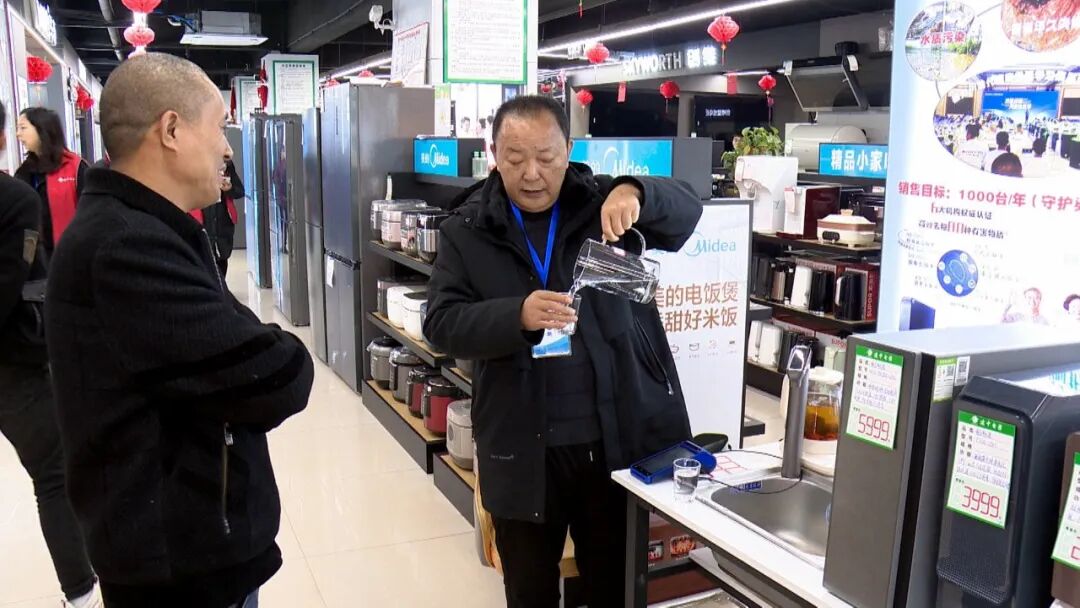 聚焦两会 |【代表风采】郑建中：商海躬耕惠民生代表履职践初心