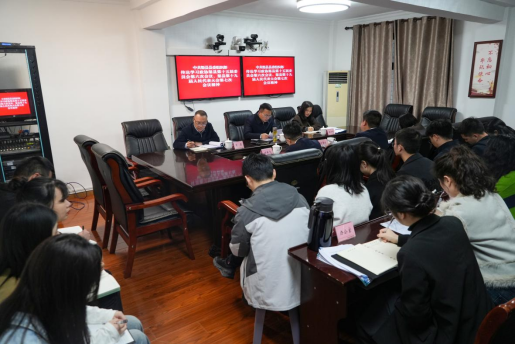 县委组织部召开专题会议专题传达学习县两会精神