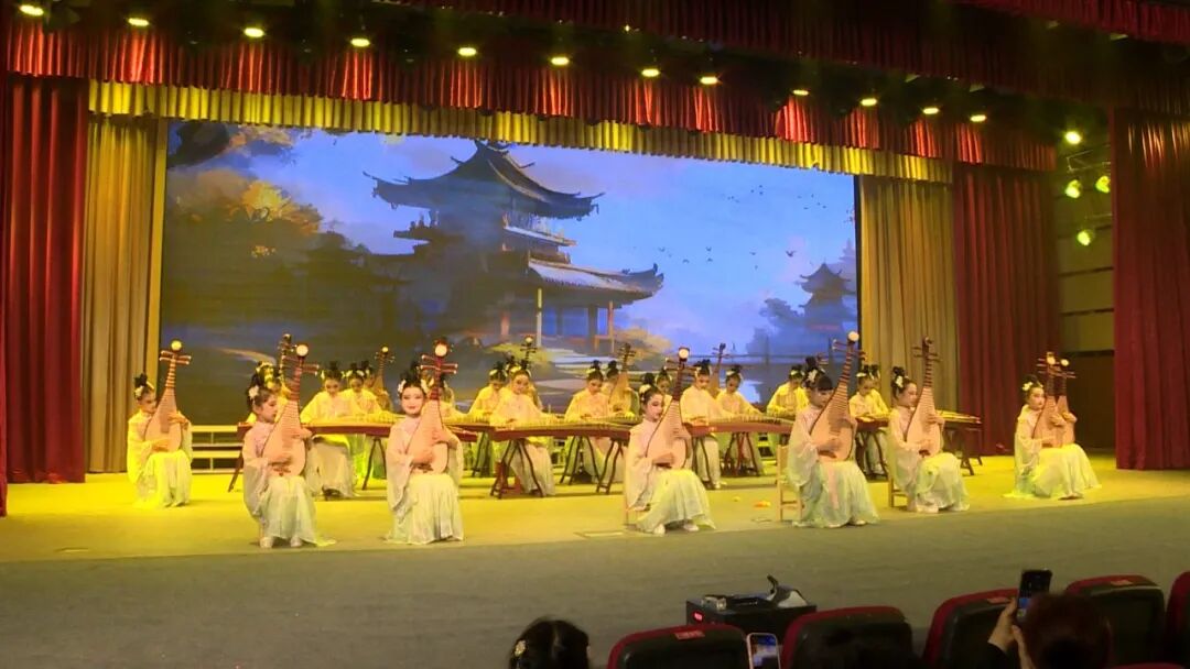 渠县青少年校外活动中心举办第十五届文化艺术节