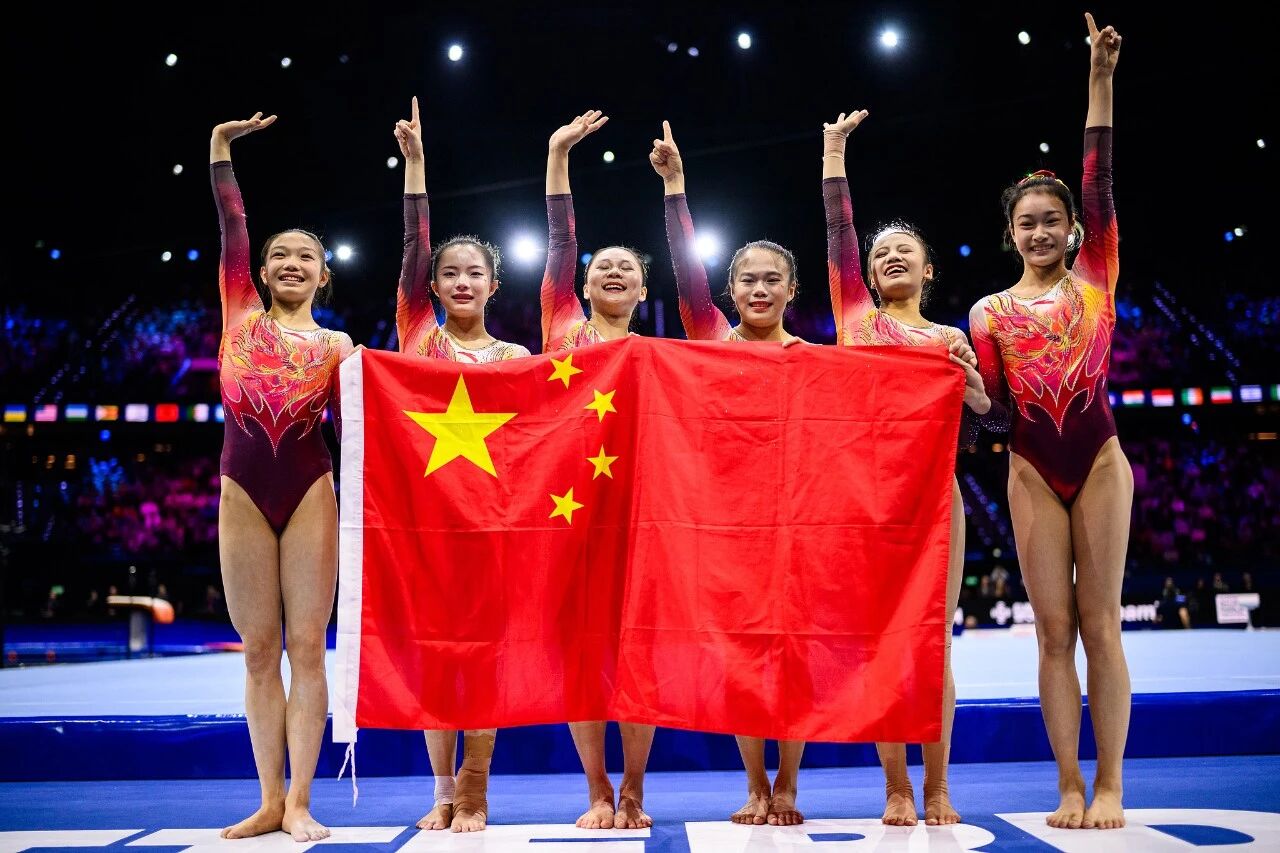 终结美国队连冠！中国体操女团时隔20年再夺世锦赛冠军